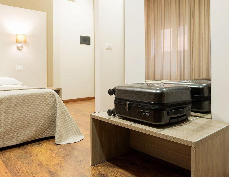 B&B Erifra' Piccolo Hotel - Oda