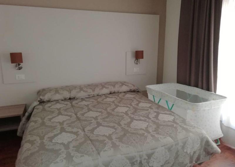 B&B Erifra' Piccolo Hotel - Oda