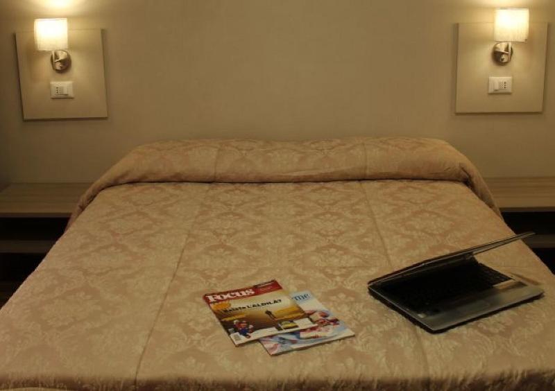 B&B Erifra' Piccolo Hotel - Oda