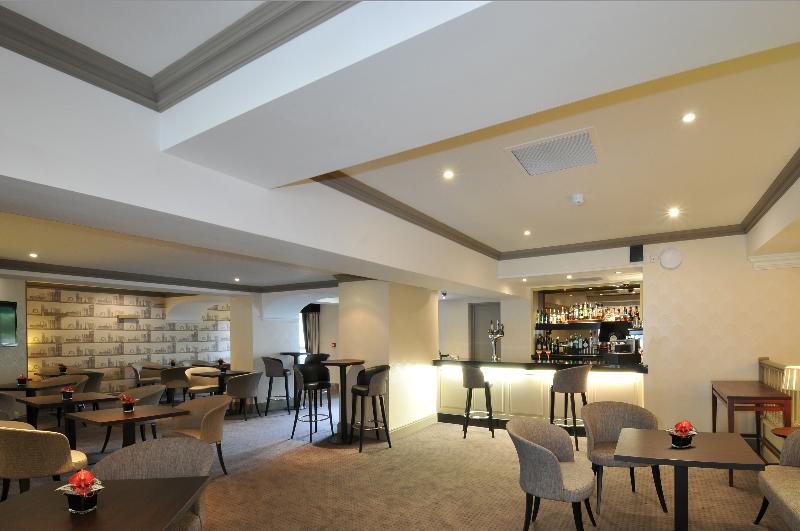 The Bromley Court Hotel - Bar