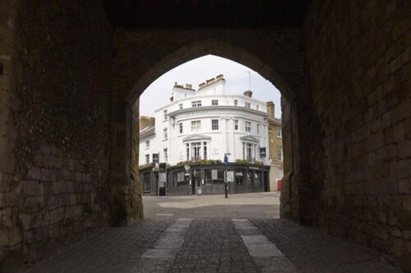 Westgate Winchester - Genel