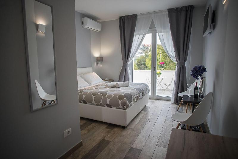 B&B Sorahnia Design House - Genel