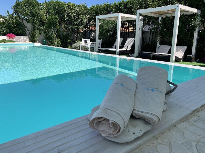 White House Luxury Hospitality - Genel