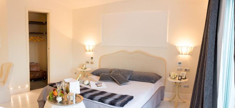 White House Luxury Hospitality - Oda
