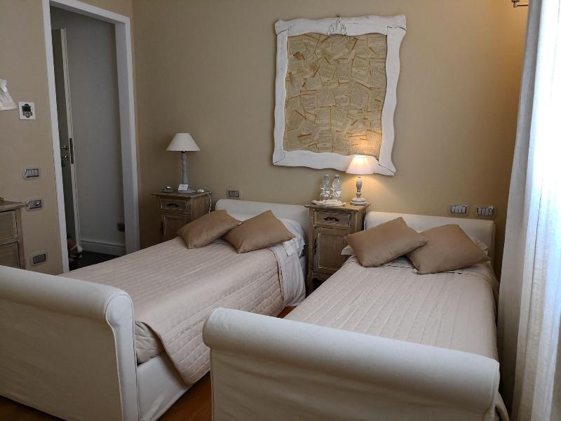 White House Luxury Hospitality - Oda