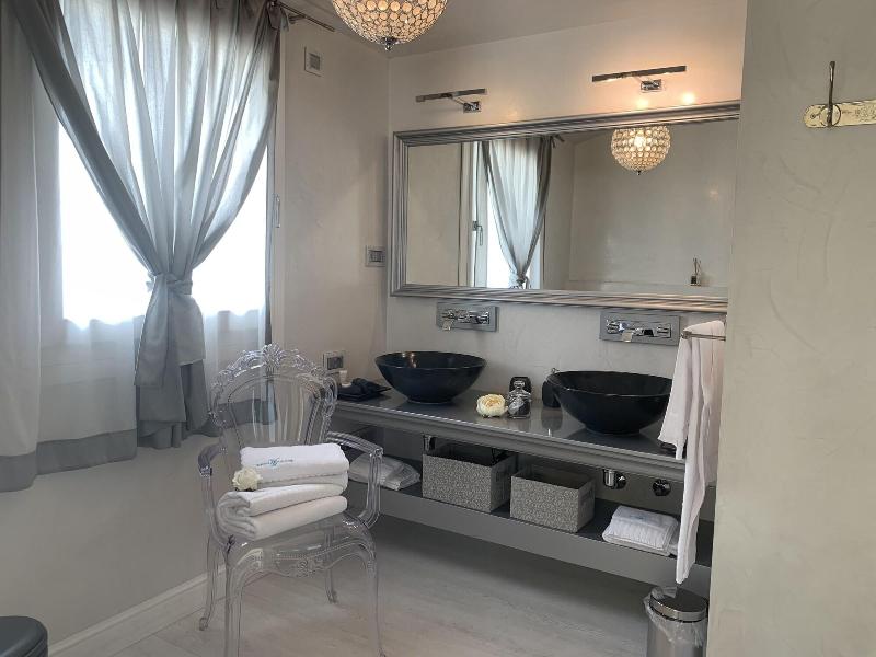 White House Luxury Hospitality - Oda