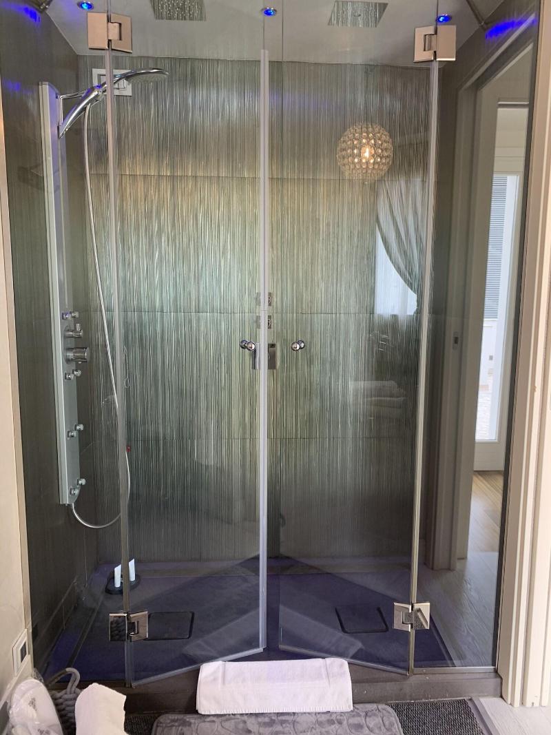 White House Luxury Hospitality - Oda