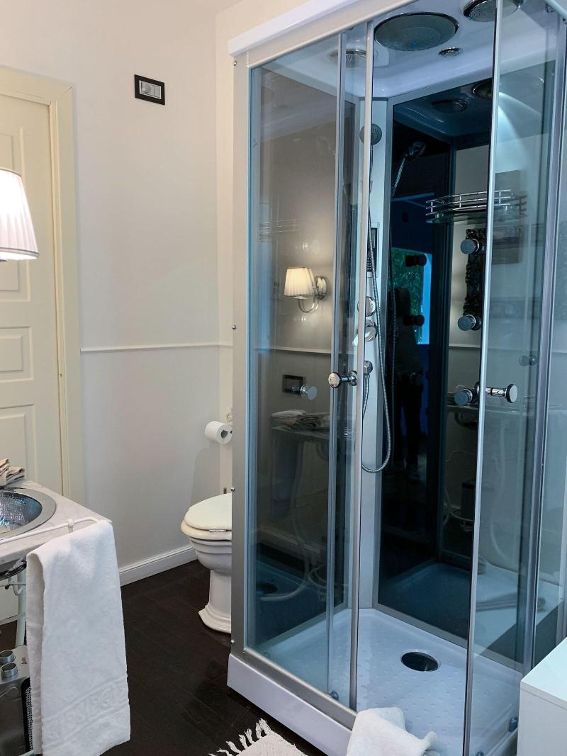White House Luxury Hospitality - Oda