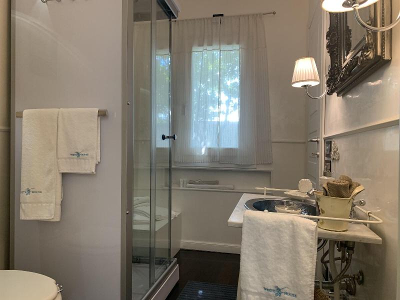White House Luxury Hospitality - Oda