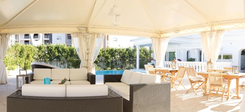White House Luxury Hospitality - Teras