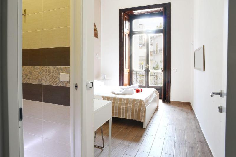 Vic' Street B&B - Genel
