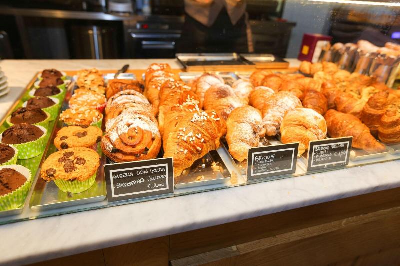Amalia Bakery Home - Restoran
