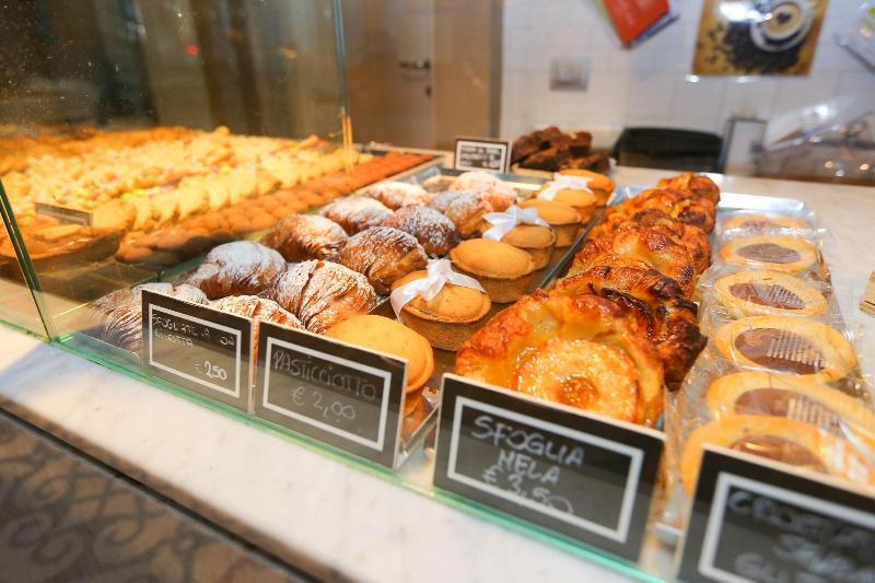 Amalia Bakery Home - Restoran