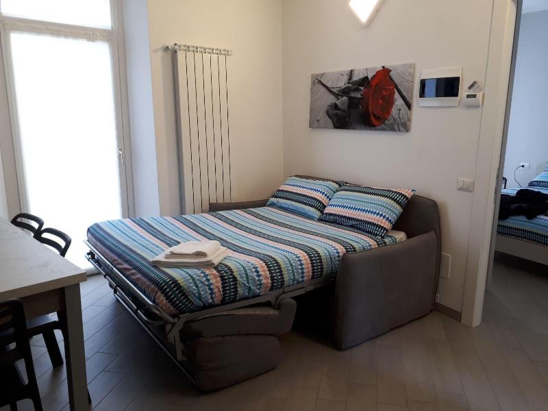 BelSorrisoVarese - Dormire Felice Rooms&Apartments - Oda