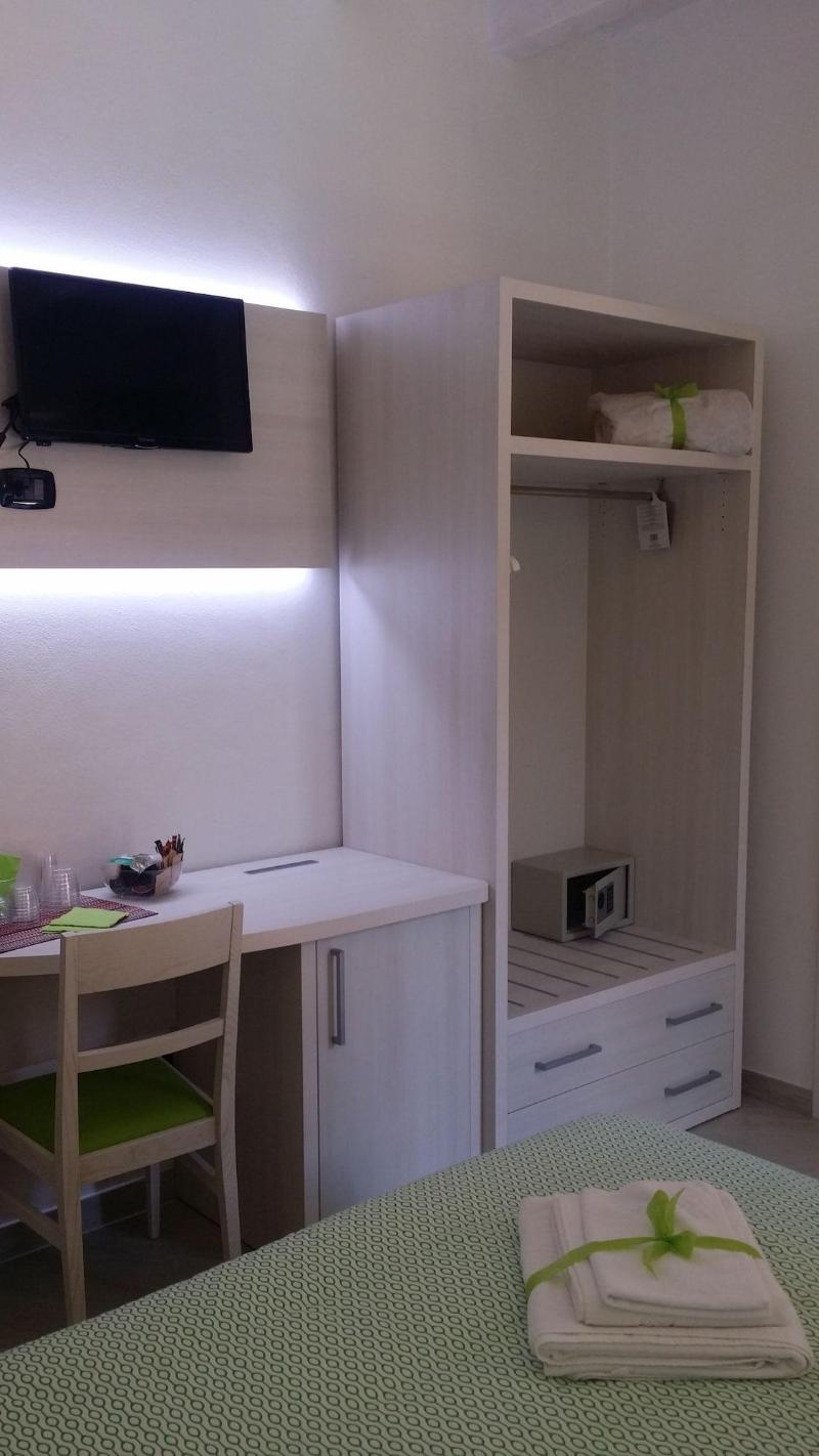 BelSorrisoVarese - Dormire Felice Rooms&Apartments - Oda