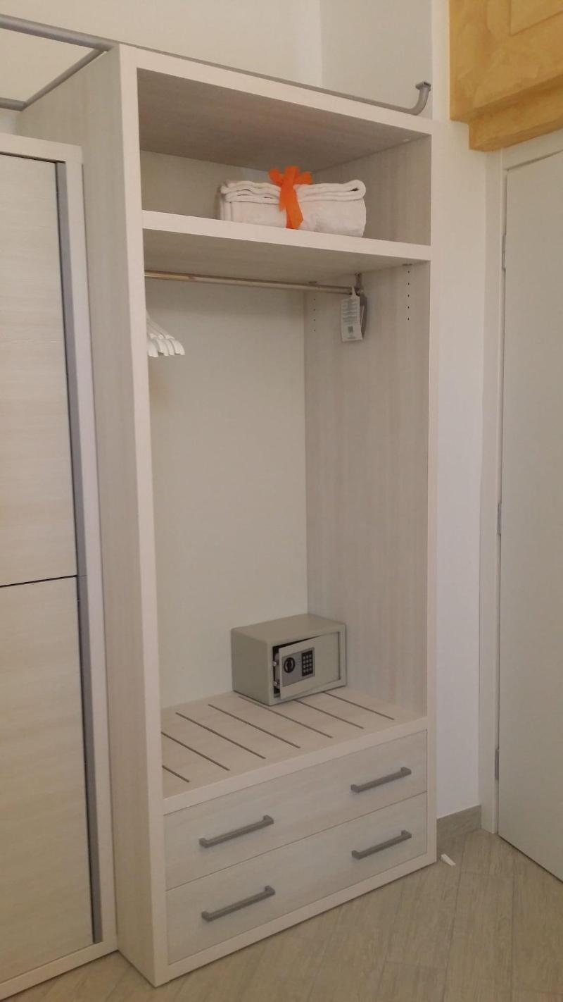BelSorrisoVarese - Dormire Felice Rooms&Apartments - Oda