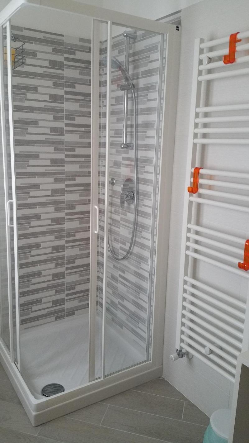 BelSorrisoVarese - Dormire Felice Rooms&Apartments - Oda