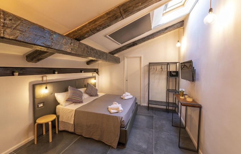 Be Italian Flat Duomo 319 - Oda