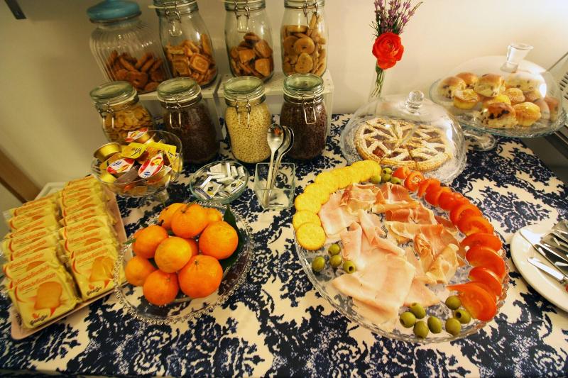 Salotto Borbonico - Oda
