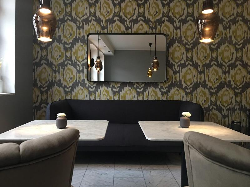 rugs HOTEL Köln - Lobi