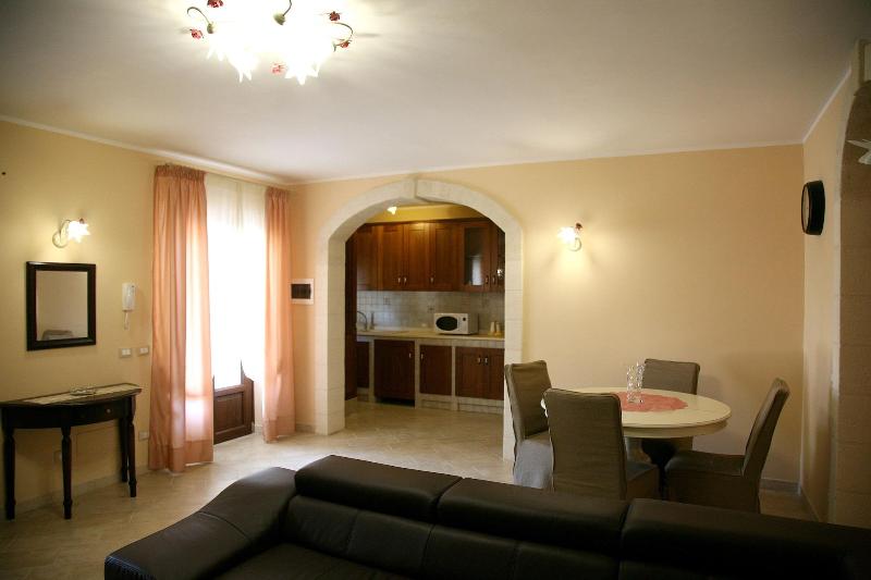 Holiday Gli Archi - Oda