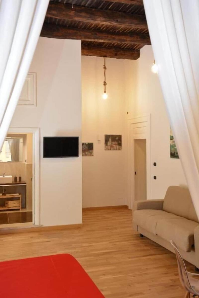 Domus Studio 25 Bed & Breakfast - Oda