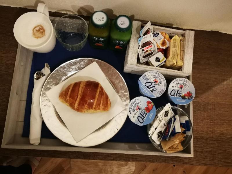Domus Studio 25 Bed & Breakfast - Restoran