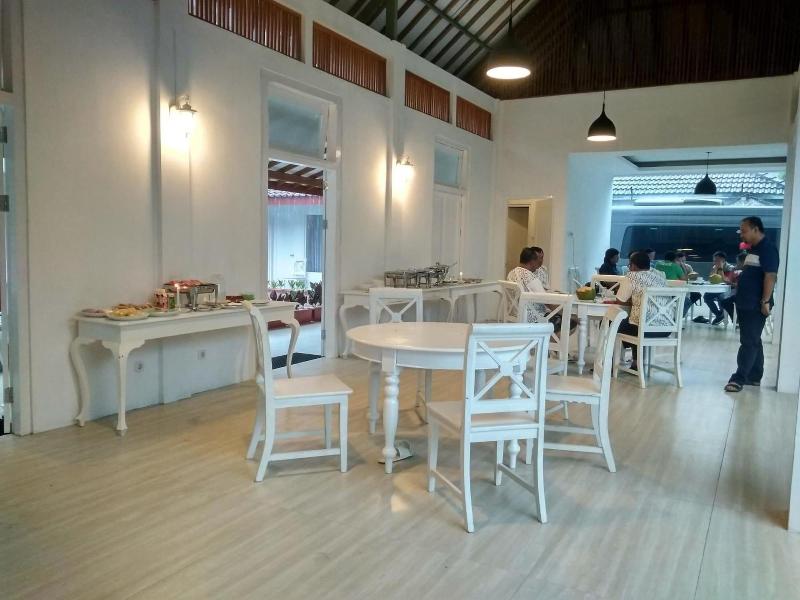 Sinom Borobudur Hotel - Restoran