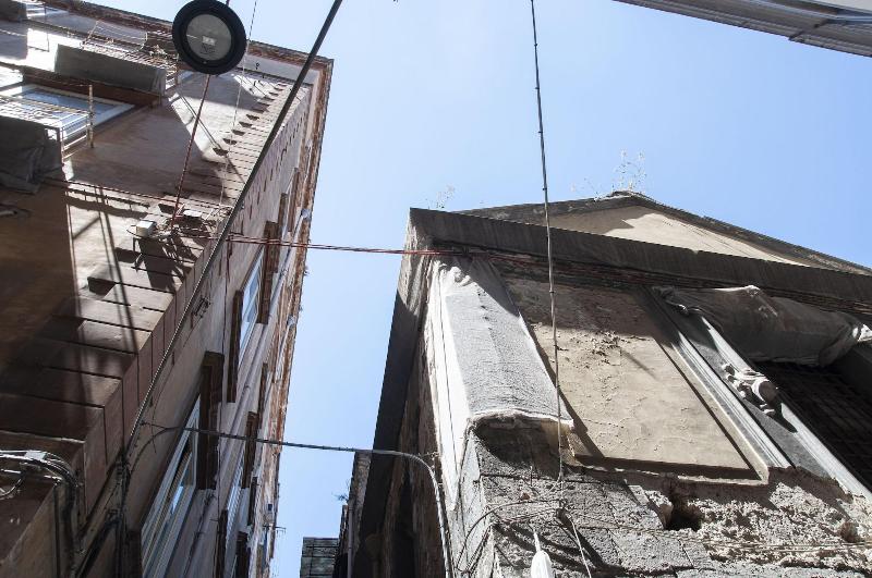 Napoli Napoli - Genel