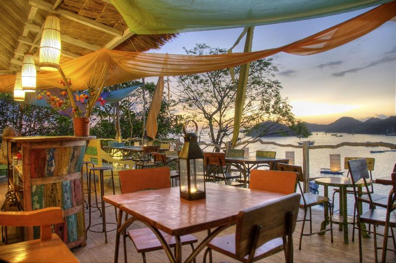 Selini On The Hill Villas - Restoran