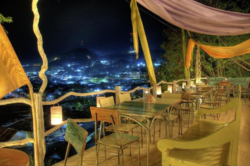 Selini On The Hill Villas - Restoran