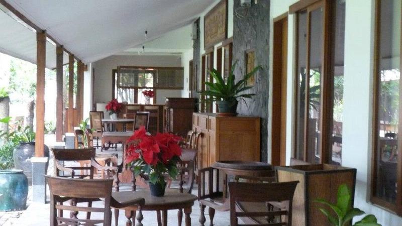 Ronia Mountain Villa Lembang - Lobi