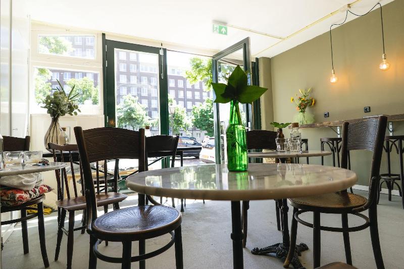 The Golden Stork - Hostel - Restoran