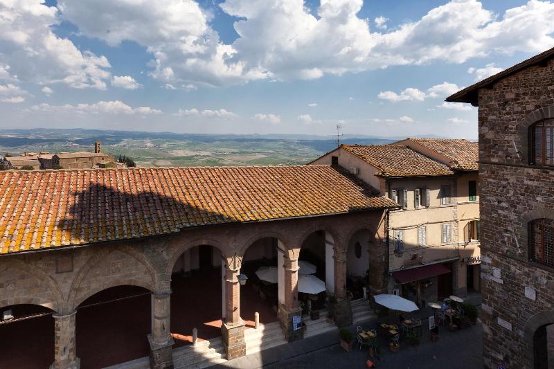 B&B Le Scalette di Piazza - Genel