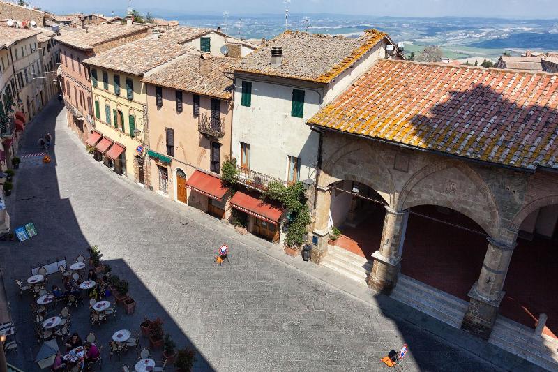 B&B Le Scalette di Piazza - Genel