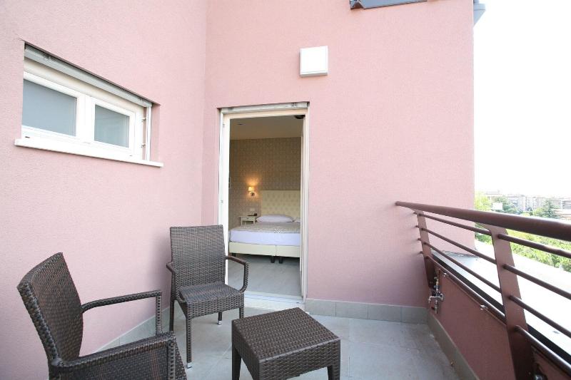 Nuova Opera Rooms - Oda