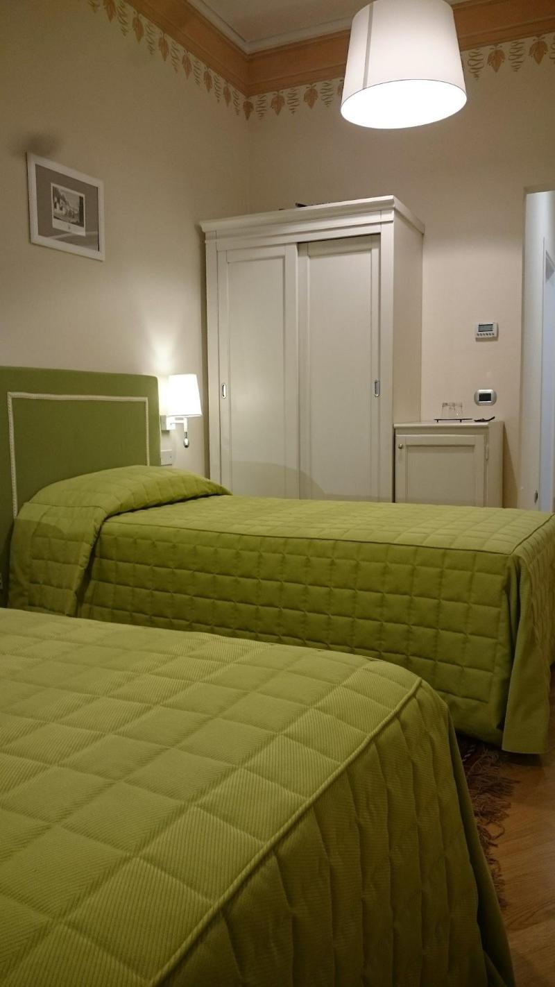 Casa Isolani Piazza Maggiore 1.0 - Oda
