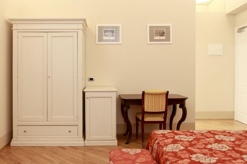 Casa Isolani Piazza Maggiore 1.0 - Oda