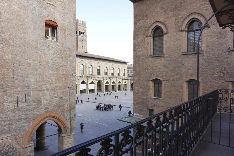 Casa Isolani Piazza Maggiore - Genel