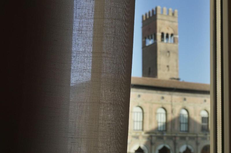 Casa Isolani Piazza Maggiore - Oda