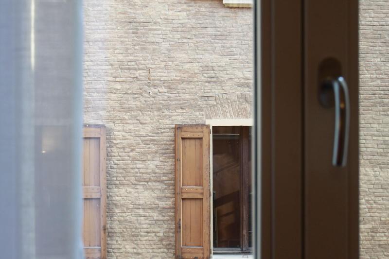 Casa Isolani Piazza Maggiore - Oda