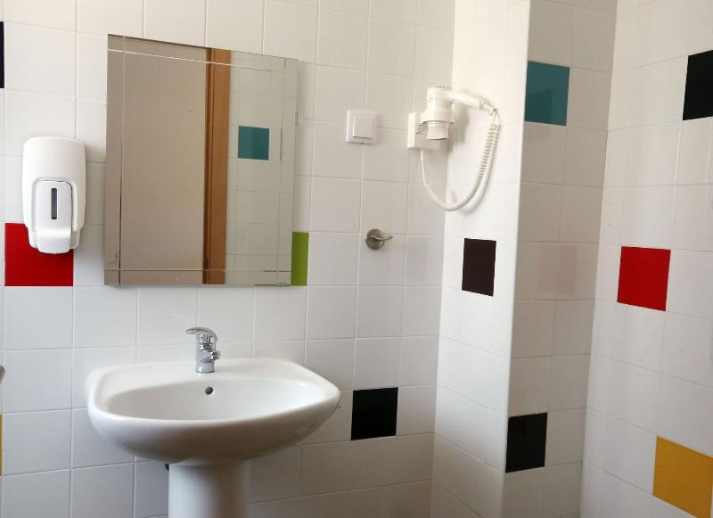 Sagres Sun Stay - Surf Camp & Hostel - Oda