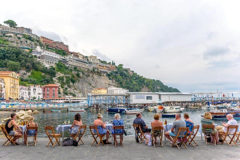Caruso Sea View - Genel
