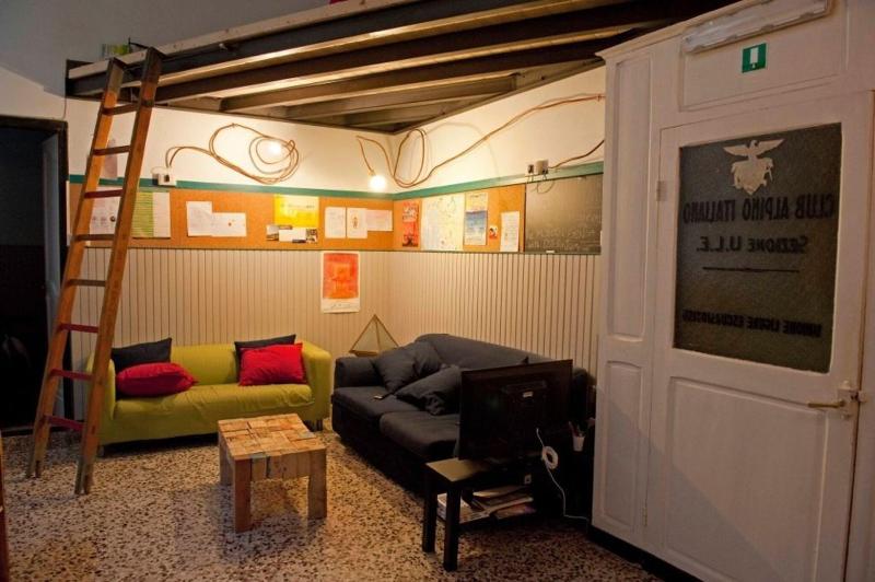 Ostellin Genova Hostel - Lobi