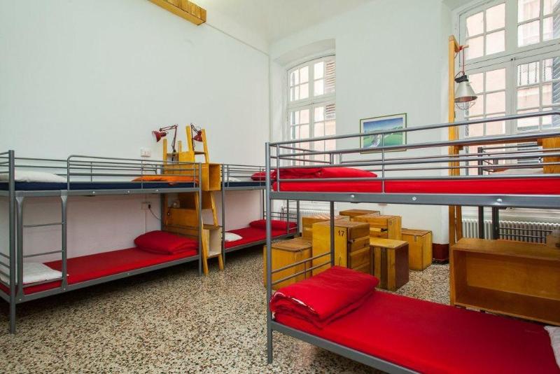 Ostellin Genova Hostel - Oda