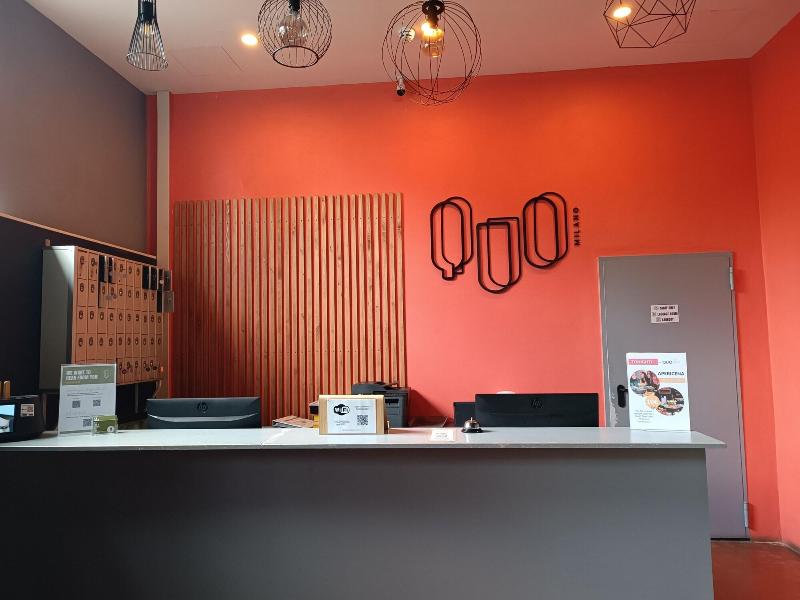 Queen Hostel - Lobi