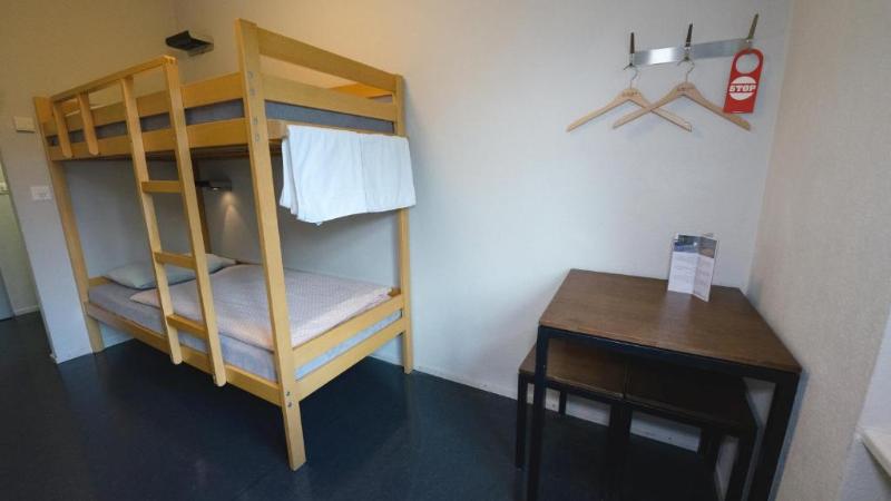 Zermatt Youth Hostel - Oda