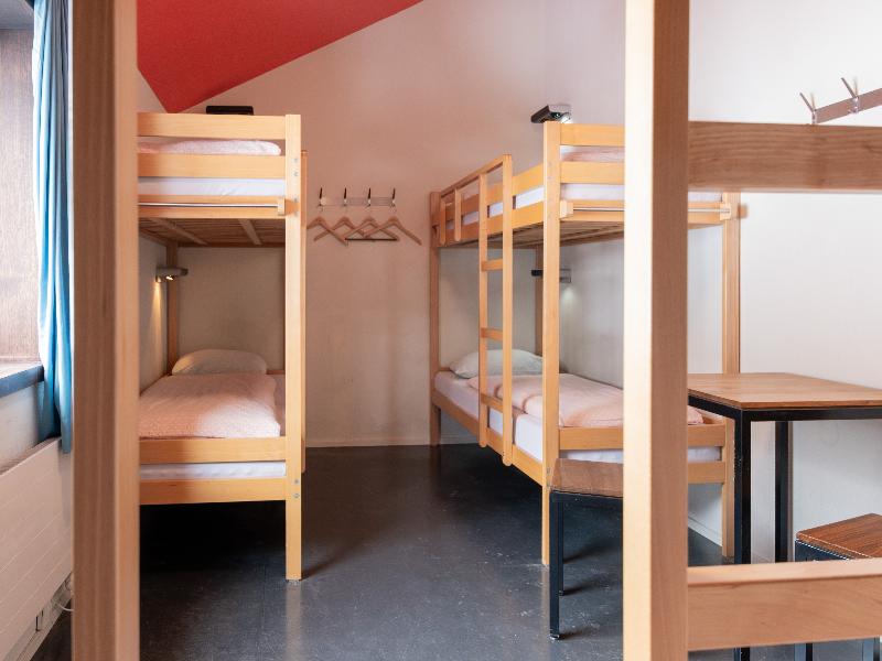 Zermatt Youth Hostel - Oda