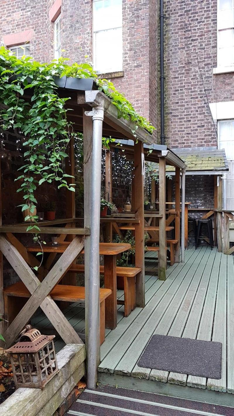 Embassie Backpackers Liverpool - Genel
