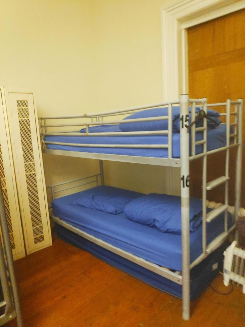 Embassie Backpackers Liverpool - Oda